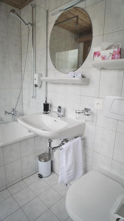 Hotel Wynegg Klosters Quarto foto